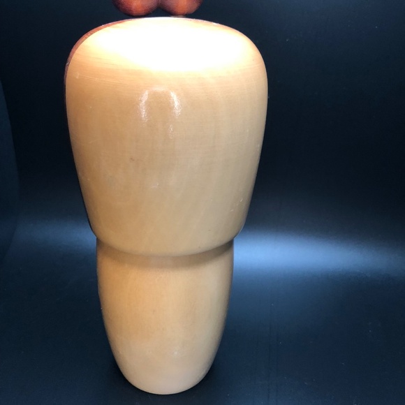 Japanese large collectible  Kokeshi  doll - 9 ½" tall -very  good condition - Picture 6 of 6